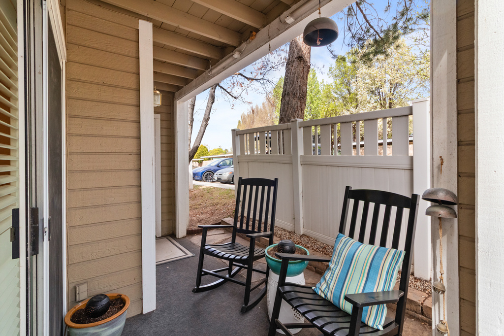 1498 E FOXBORO DR #1 Salt Lake City, UT 84106