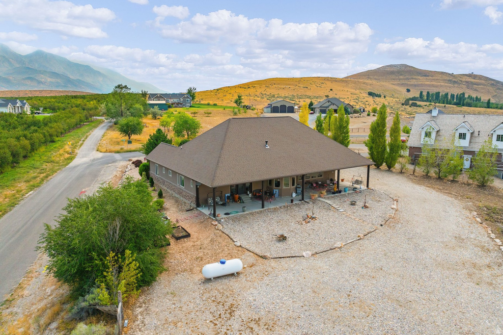 975 E 715 S Genola, UT 84655