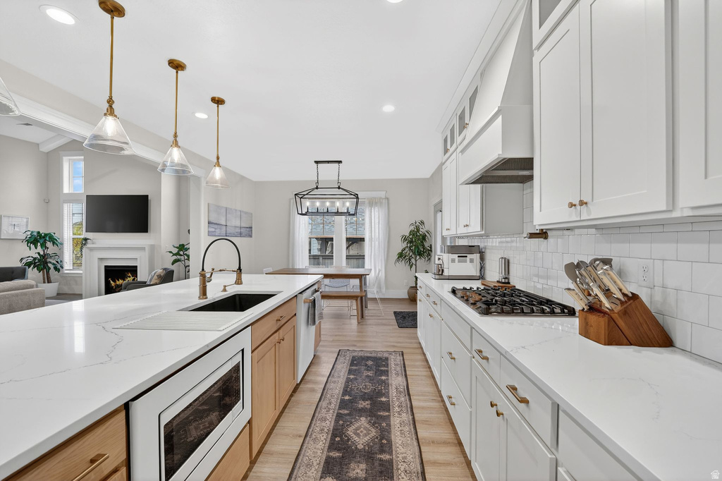 11524 S SILVER POND DR South Jordan, UT 84009