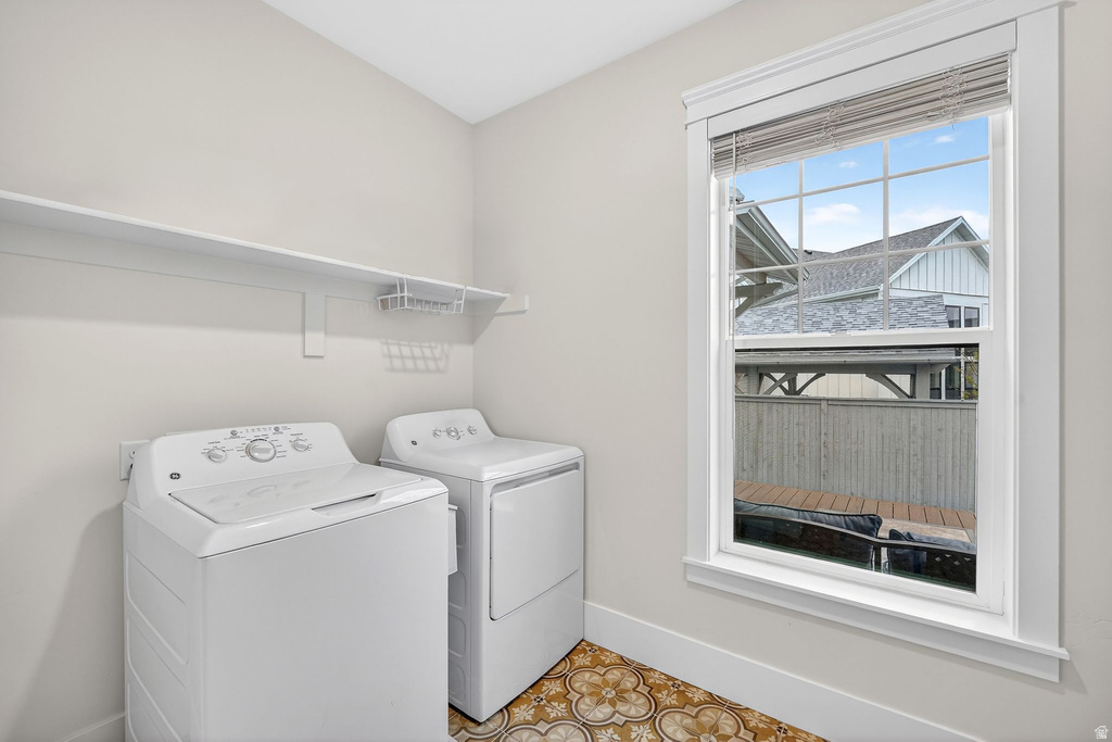 11524 S SILVER POND DR South Jordan, UT 84009