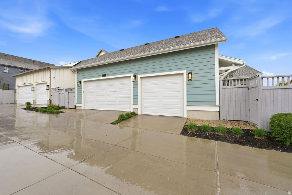 11524 S SILVER POND DR South Jordan, UT 84009