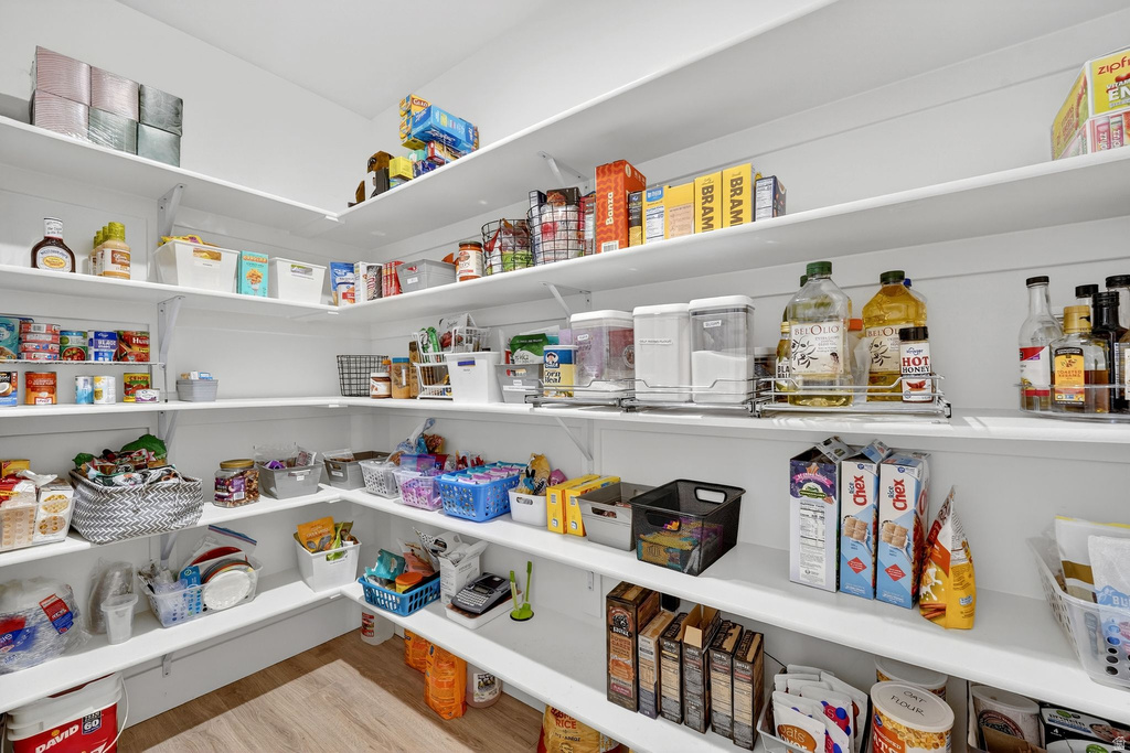 11524 S SILVER POND DR South Jordan, UT 84009