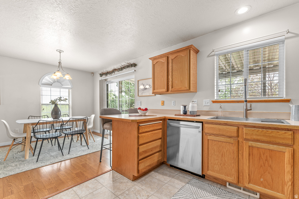 1039 MOUNTAIN RD Ogden, UT 84404