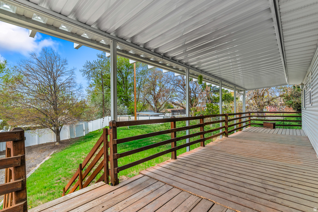 1039 MOUNTAIN RD Ogden, UT 84404