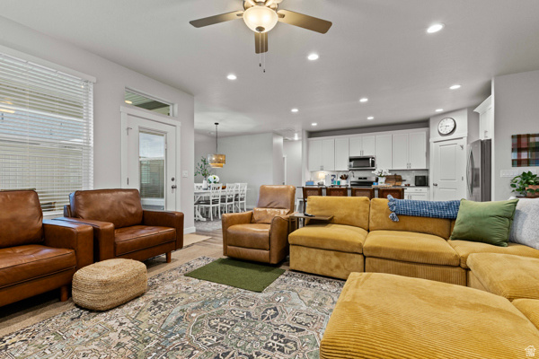 4243 W 3800 S #A West Haven, UT 84401