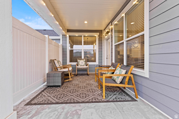 4243 W 3800 S #A West Haven, UT 84401