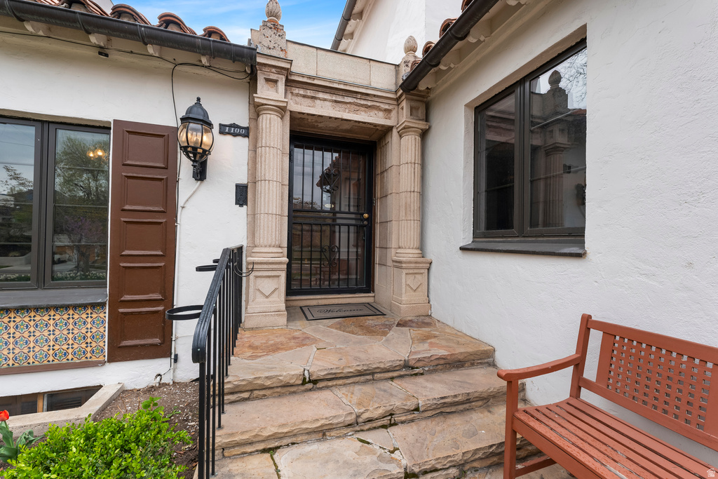 1100 S 1500 E Salt Lake City, UT 84105