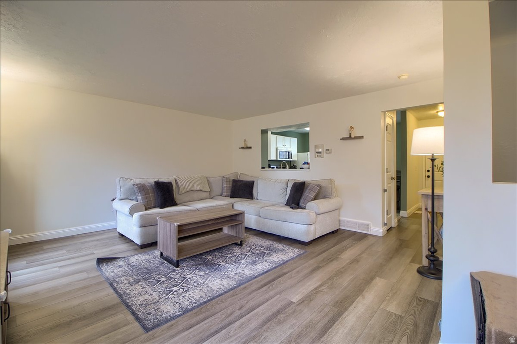 5092 S 1800 W Roy, UT 84067