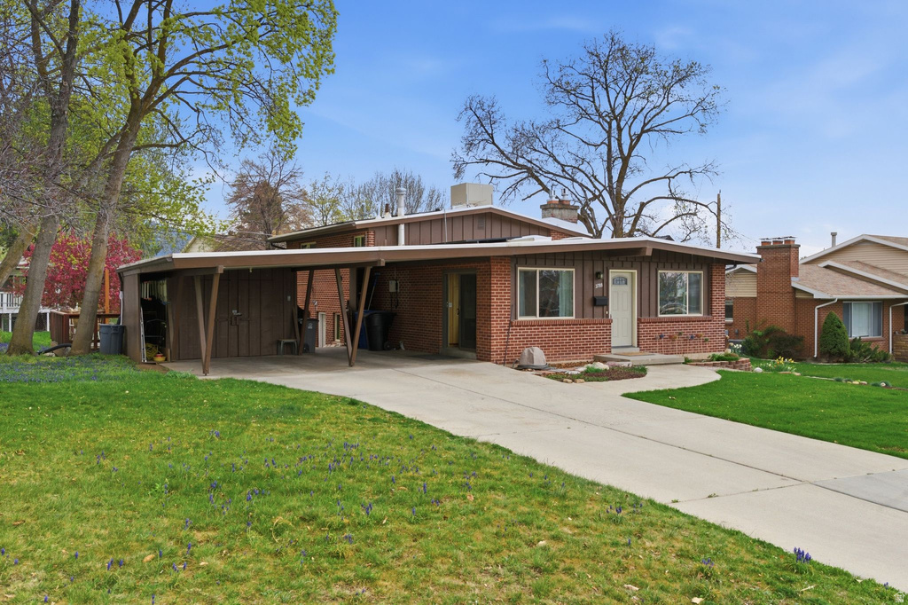 2788 E MAURICE DR Salt Lake City, UT 84124