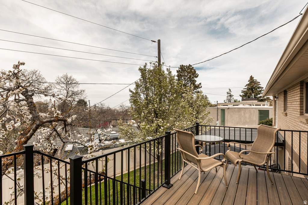 2156 S ELAINE DR Bountiful, UT 84010