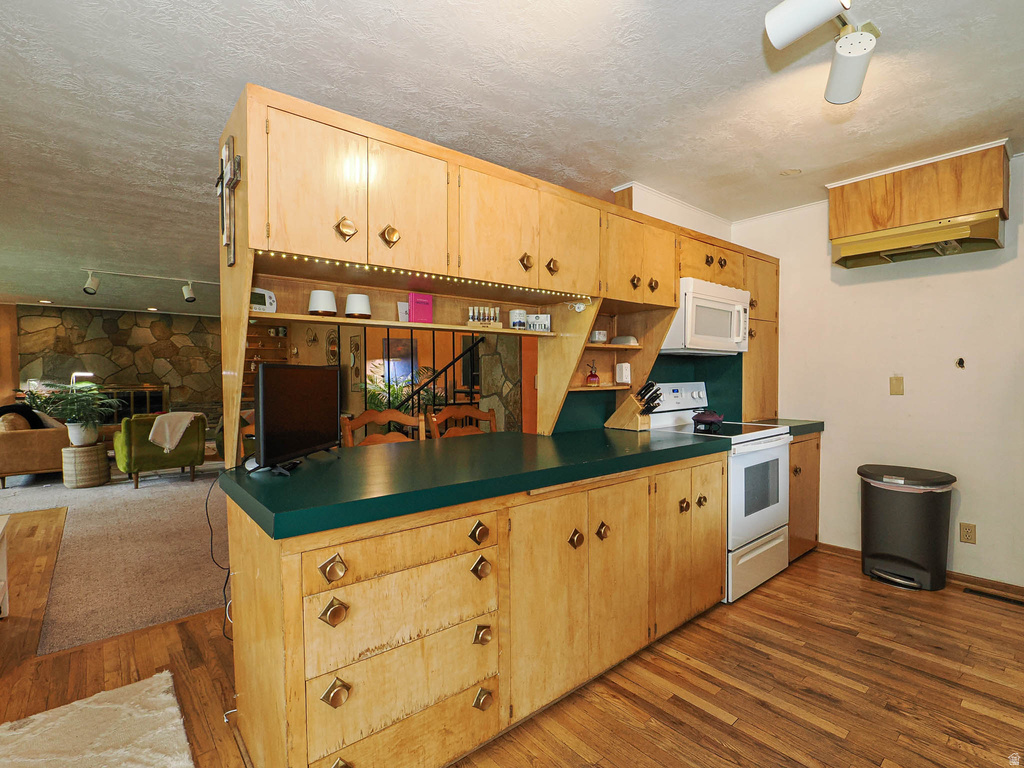 6030 E RED HILL LN Salt Lake City, UT 84108