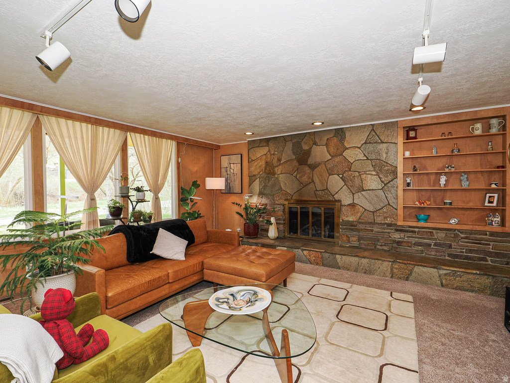 6030 E RED HILL LN Salt Lake City, UT 84108