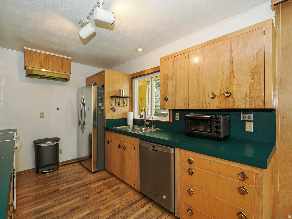 6030 E RED HILL LN Salt Lake City, UT 84108