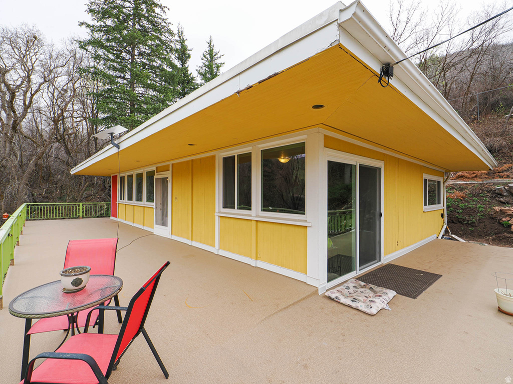 6030 E RED HILL LN Salt Lake City, UT 84108