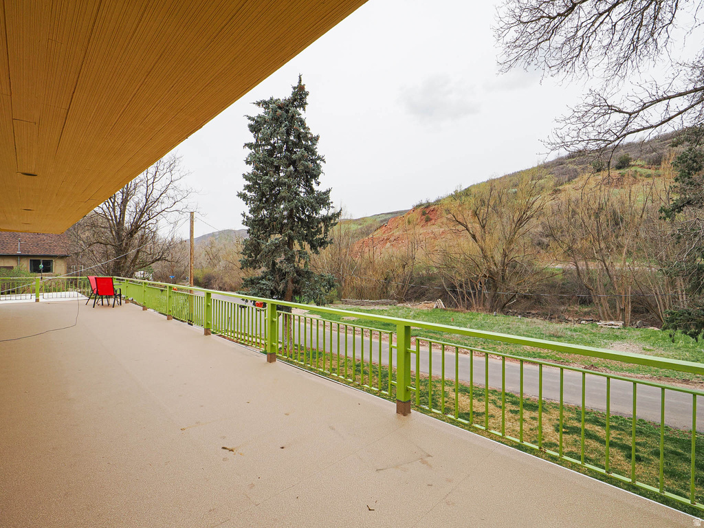 6030 E RED HILL LN Salt Lake City, UT 84108