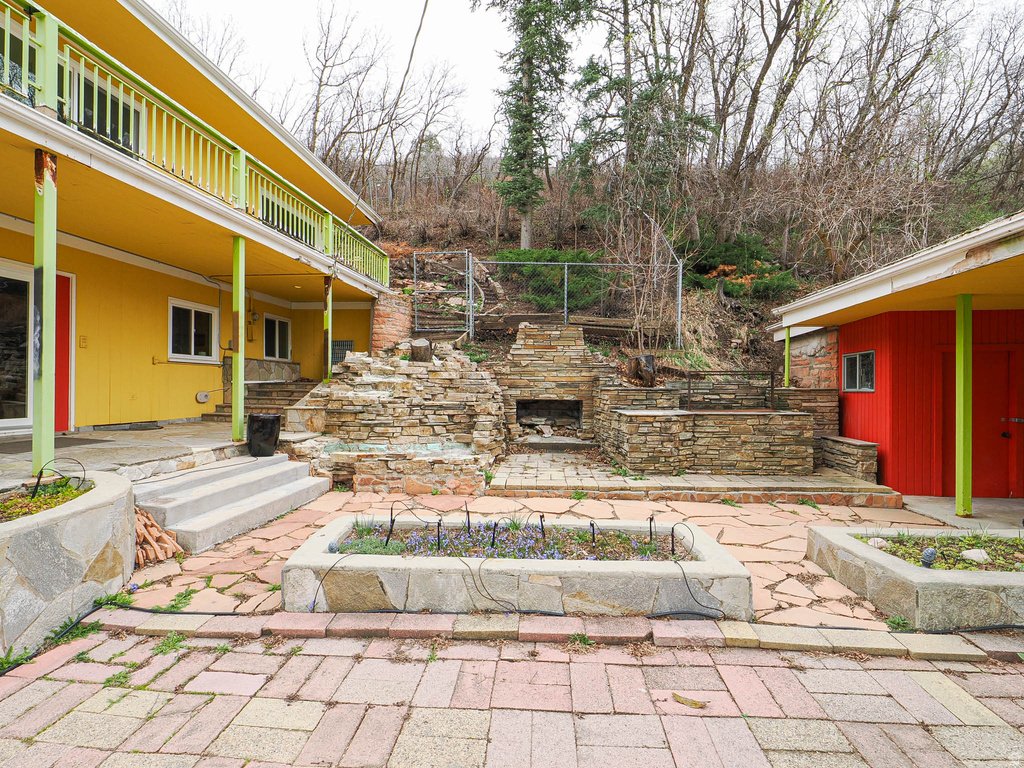 6030 E RED HILL LN Salt Lake City, UT 84108