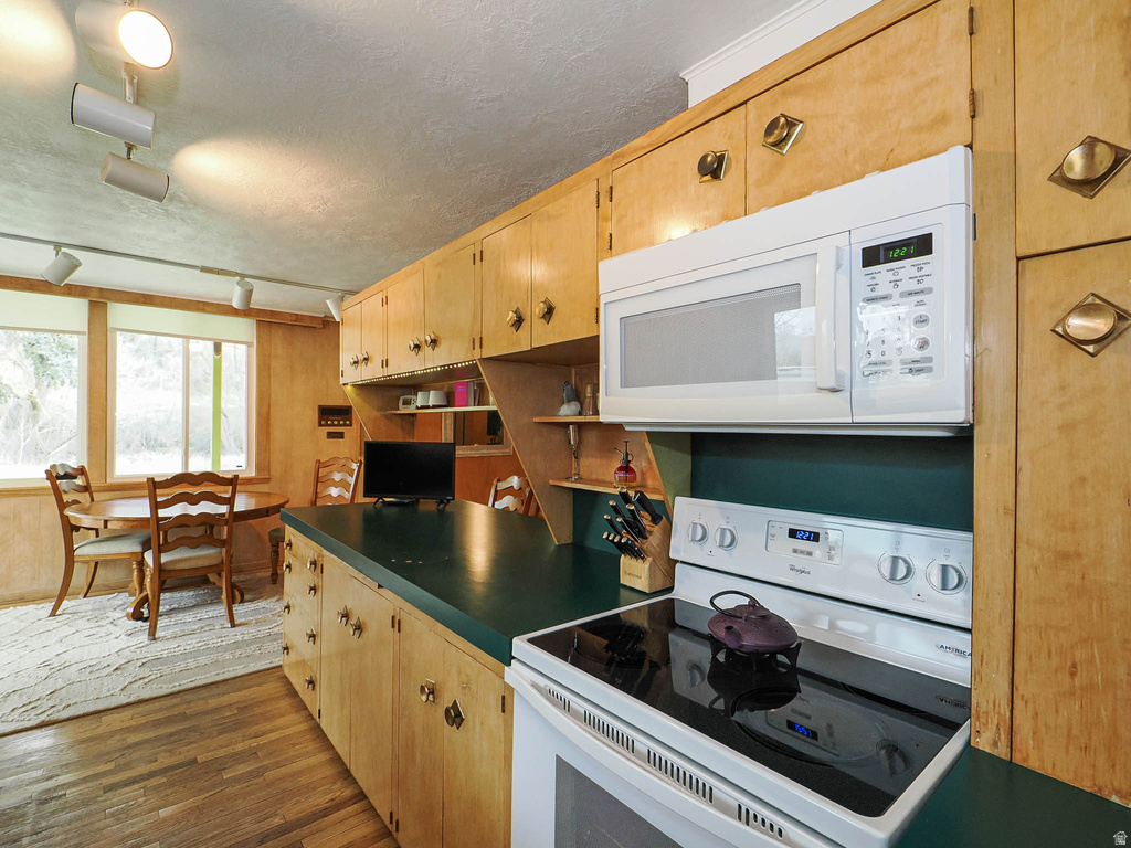 6030 E RED HILL LN Salt Lake City, UT 84108