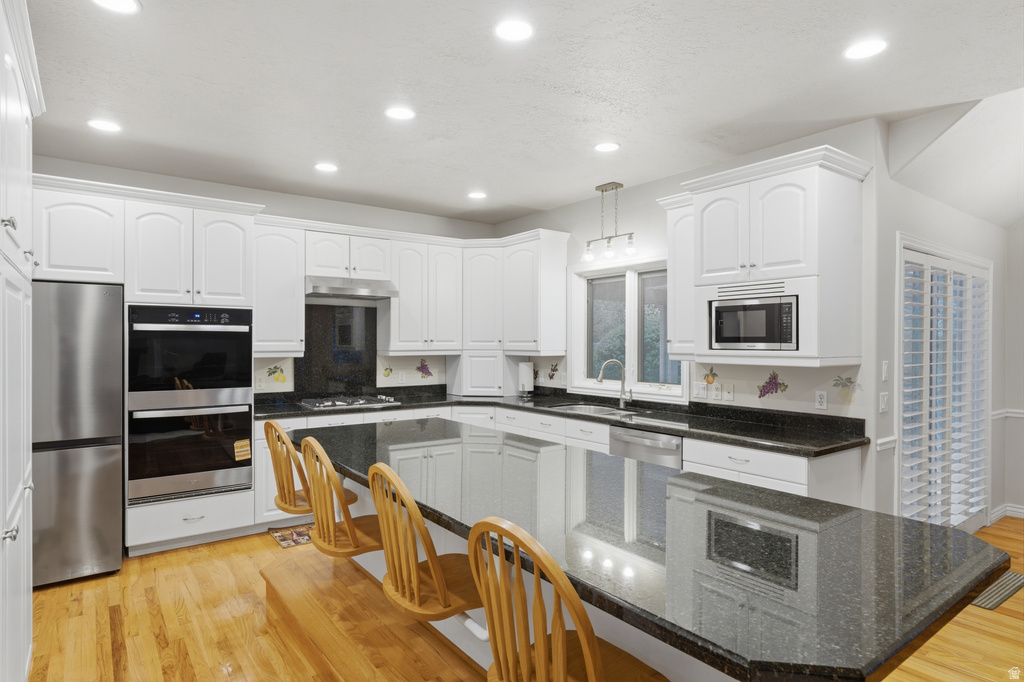 11943 S AUTUMN RIDGE DR Sandy, UT 84092