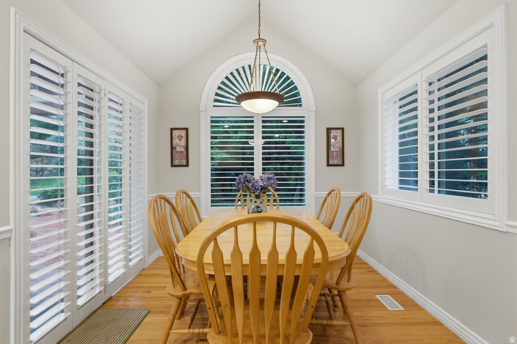 11943 S AUTUMN RIDGE DR Sandy, UT 84092