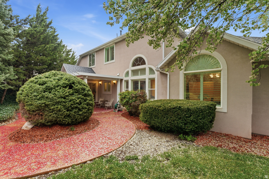 11943 S AUTUMN RIDGE DR Sandy, UT 84092