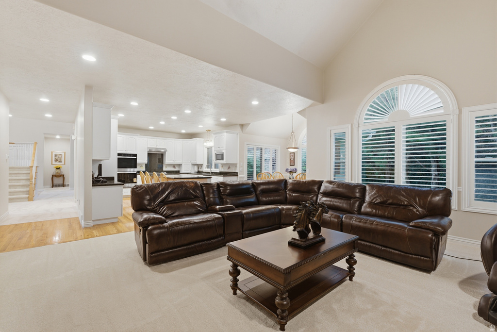 11943 S AUTUMN RIDGE DR Sandy, UT 84092