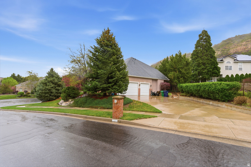 11943 S AUTUMN RIDGE DR Sandy, UT 84092