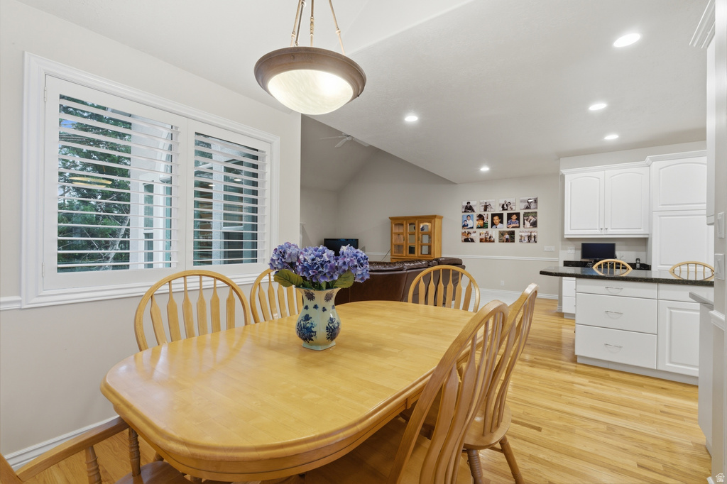 11943 S AUTUMN RIDGE DR Sandy, UT 84092