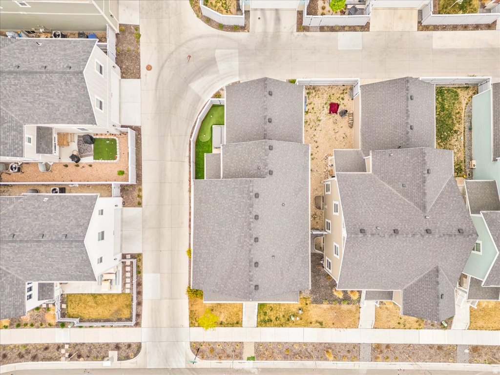 11708 S SILVER POND DR South Jordan, UT 84009