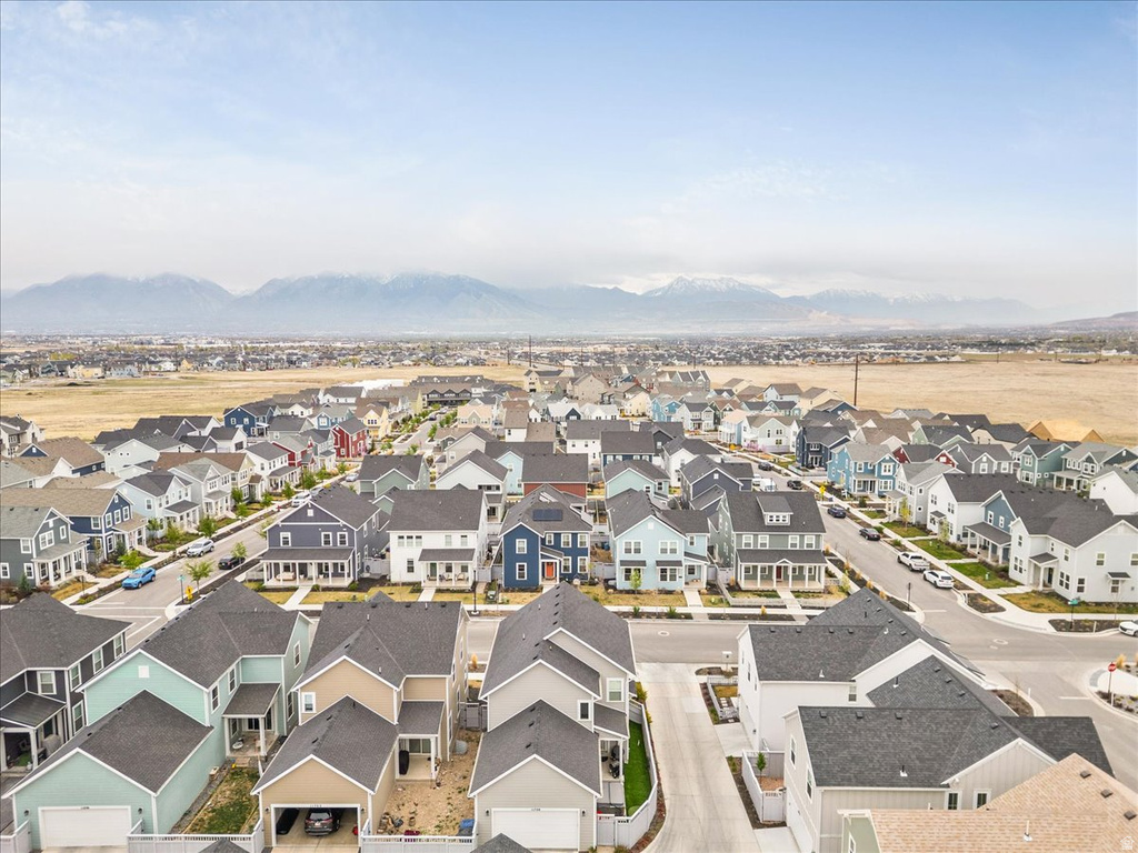 11708 S SILVER POND DR South Jordan, UT 84009