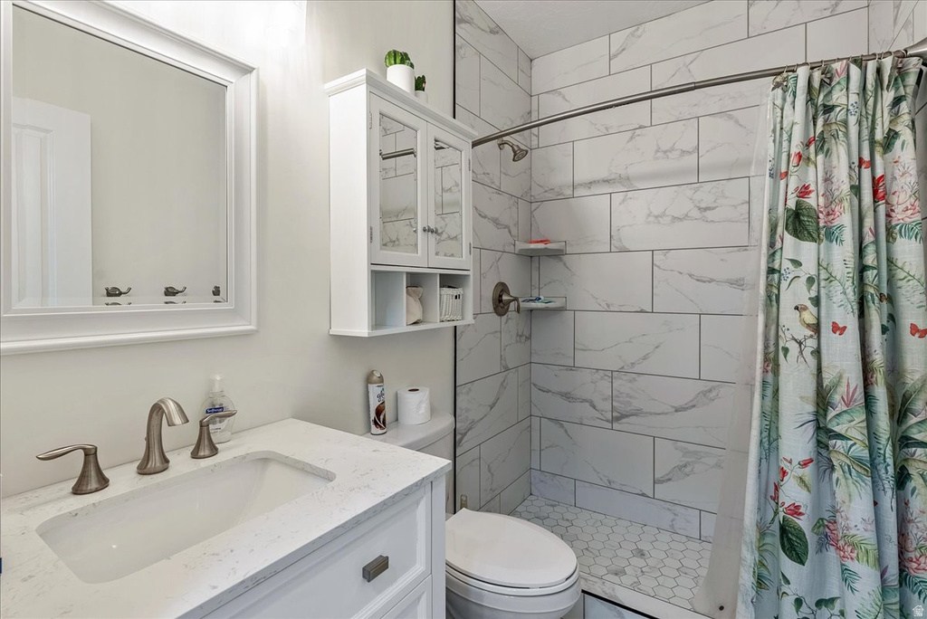 11708 S SILVER POND DR South Jordan, UT 84009