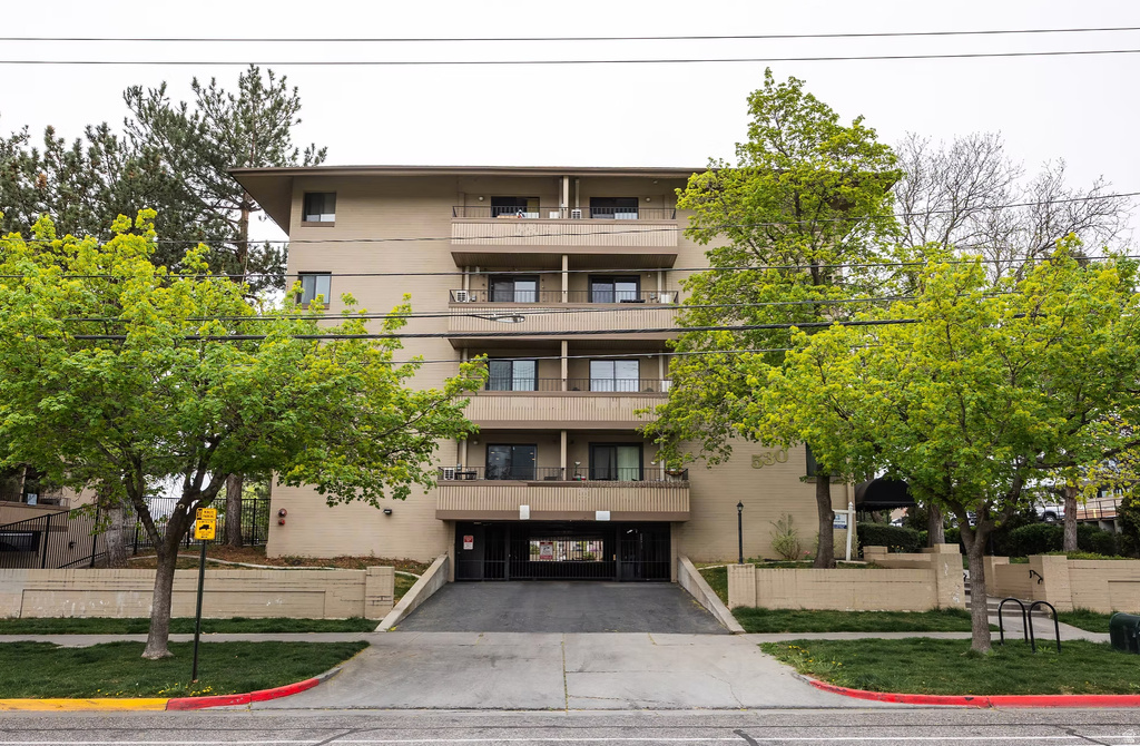 530 S 400 E #2302 Salt Lake City, UT 84111