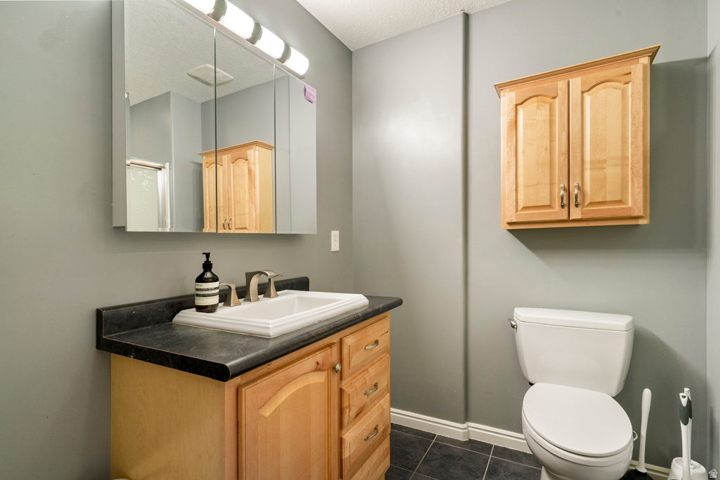 991 W OLDHAM DR North Salt Lake, UT 84054