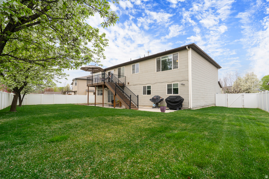 991 W OLDHAM DR North Salt Lake, UT 84054