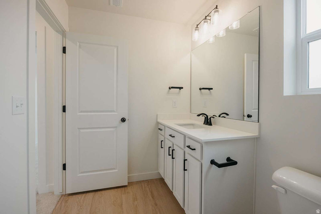 927 W MOTOR VU DR Riverdale, UT 84405