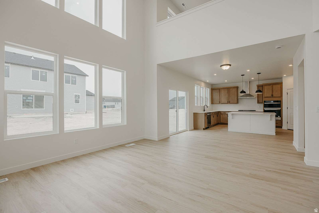 927 W MOTOR VU DR Riverdale, UT 84405