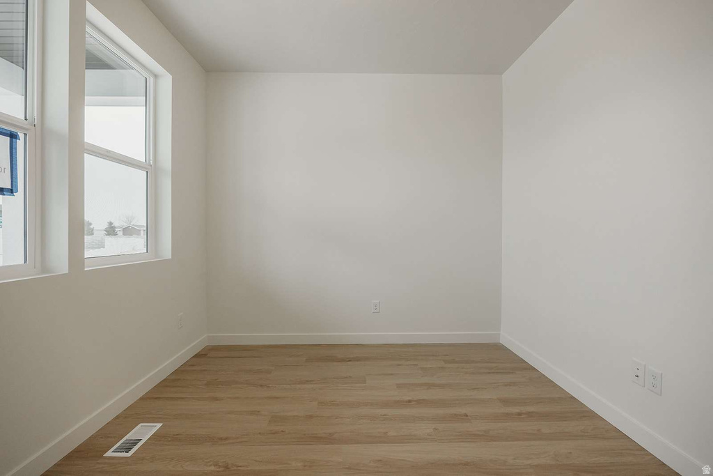 927 W MOTOR VU DR Riverdale, UT 84405