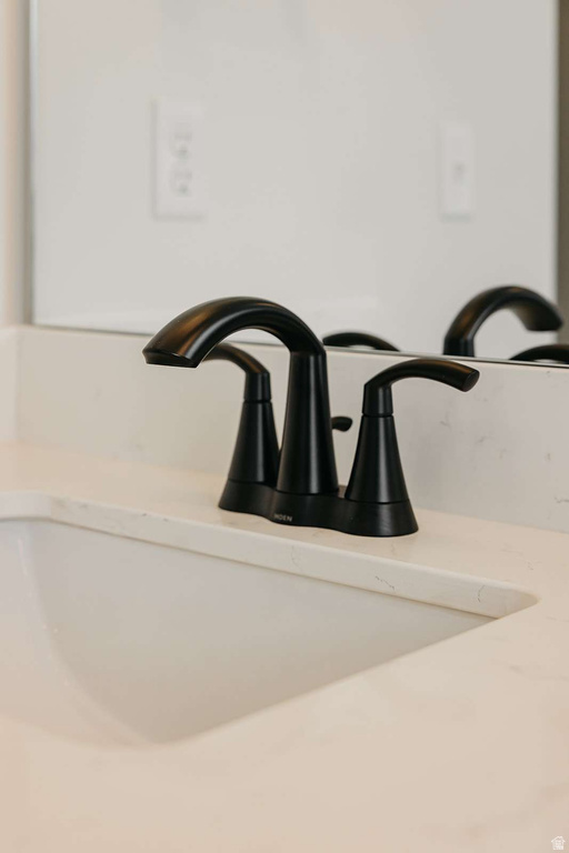 927 W MOTOR VU DR Riverdale, UT 84405