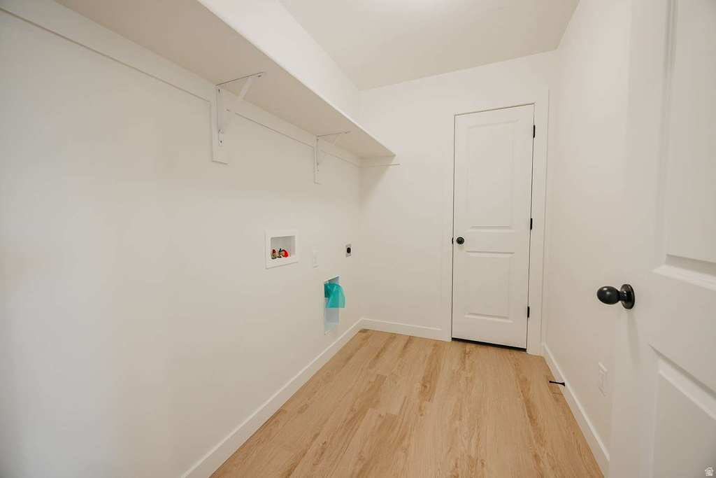 927 W MOTOR VU DR Riverdale, UT 84405