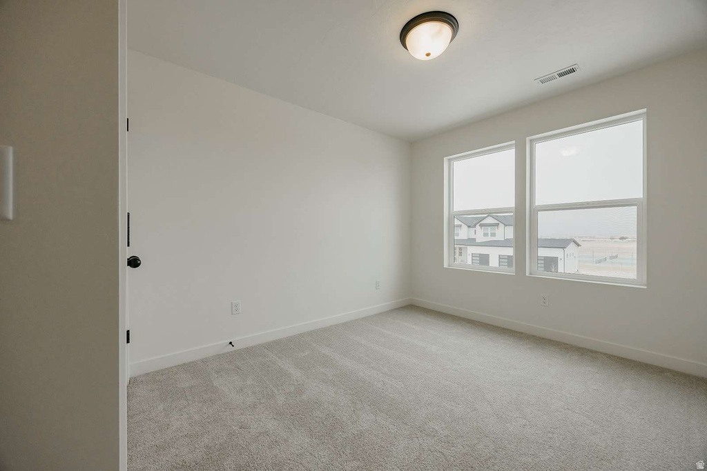 927 W MOTOR VU DR Riverdale, UT 84405