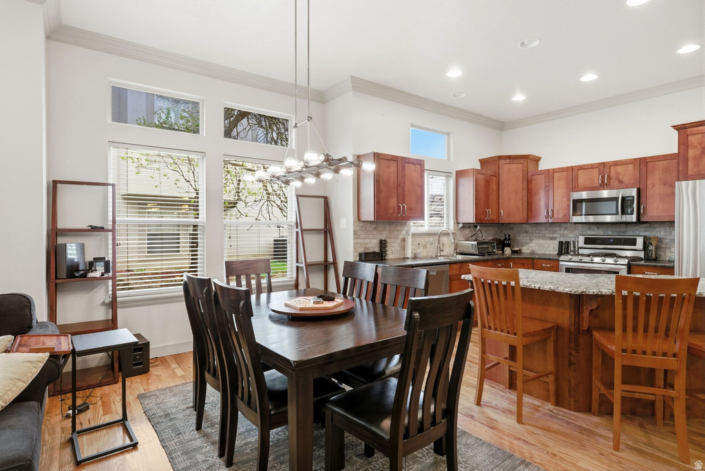 2481 E 1900 N Layton, UT 84040