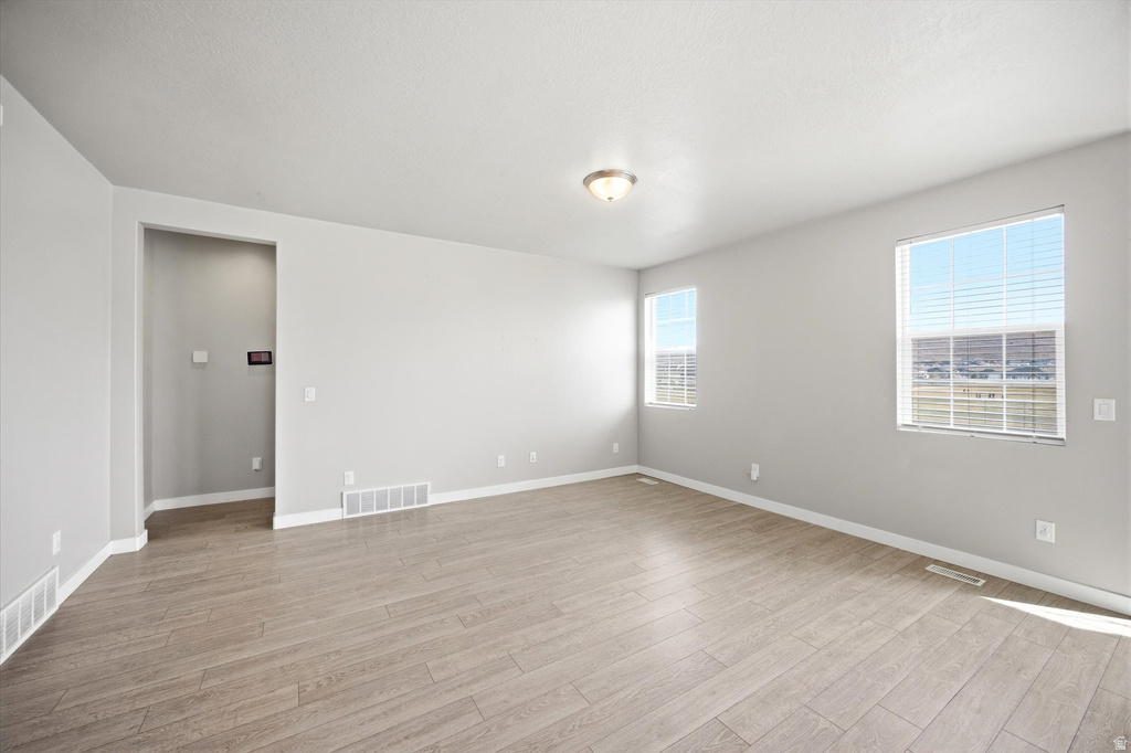 6158 N BOULTER PEAK LN Eagle Mountain, UT 84005