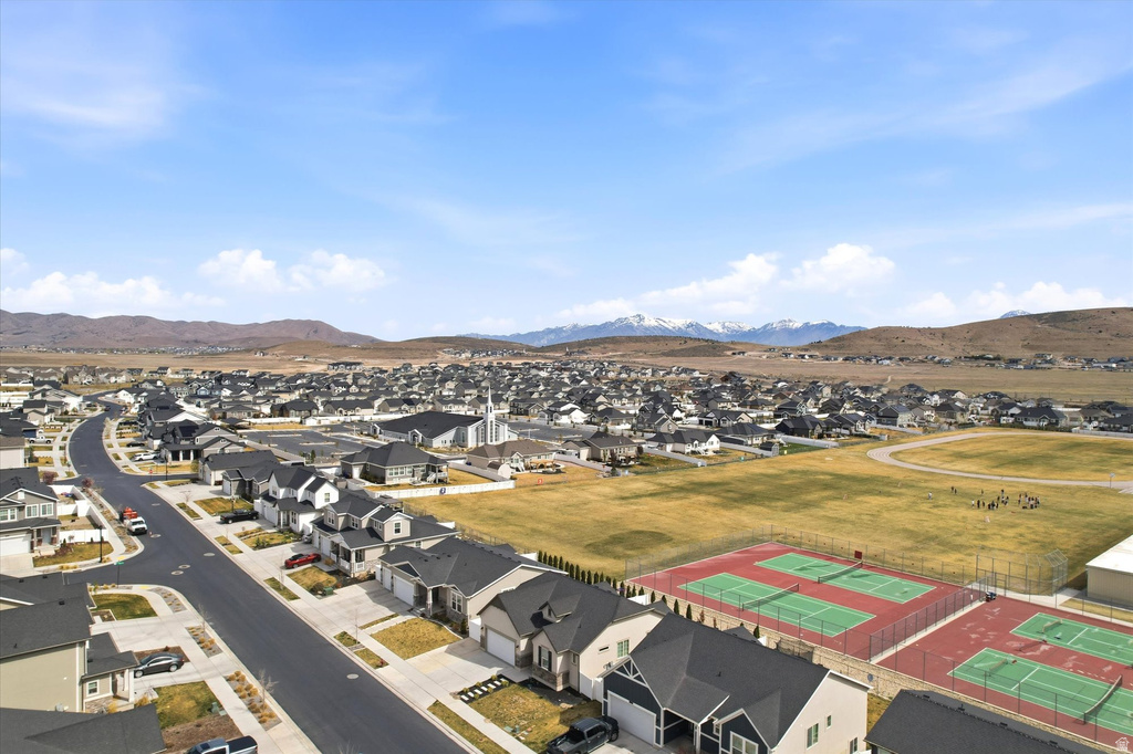 6158 N BOULTER PEAK LN Eagle Mountain, UT 84005