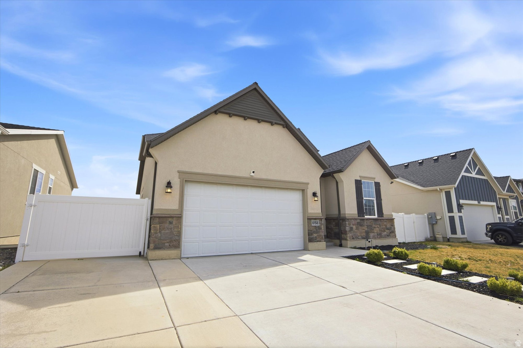 6158 N BOULTER PEAK LN Eagle Mountain, UT 84005