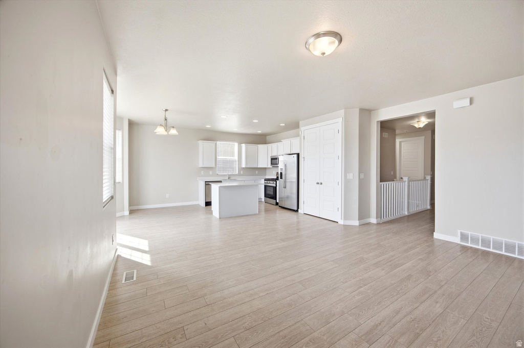 6158 N BOULTER PEAK LN Eagle Mountain, UT 84005