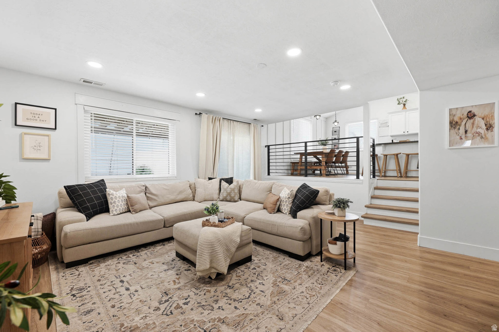 6708 S TICKLEGRASS RD West Jordan, UT 84081