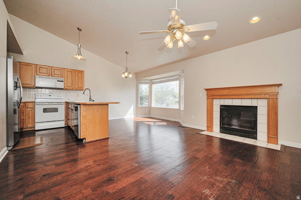 11463 S 2510 W South Jordan, UT 84095