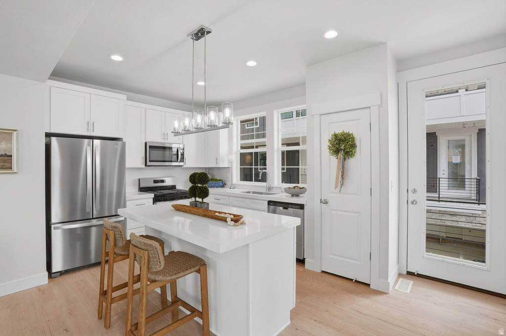 7343 S SEVEN TREE LN #79 Midvale, UT 84047