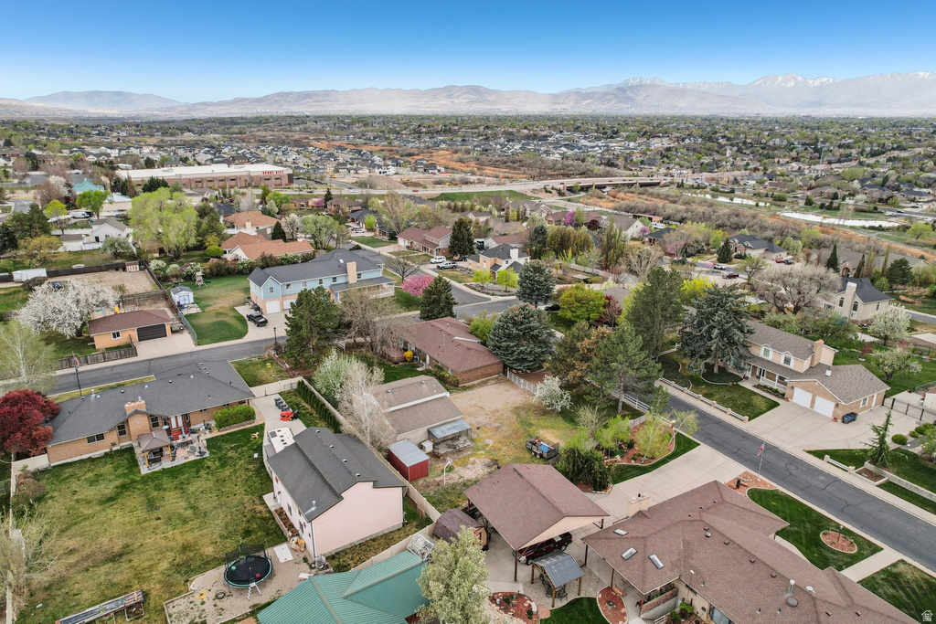 11243 S BLAKE CIR South Jordan, UT 84095