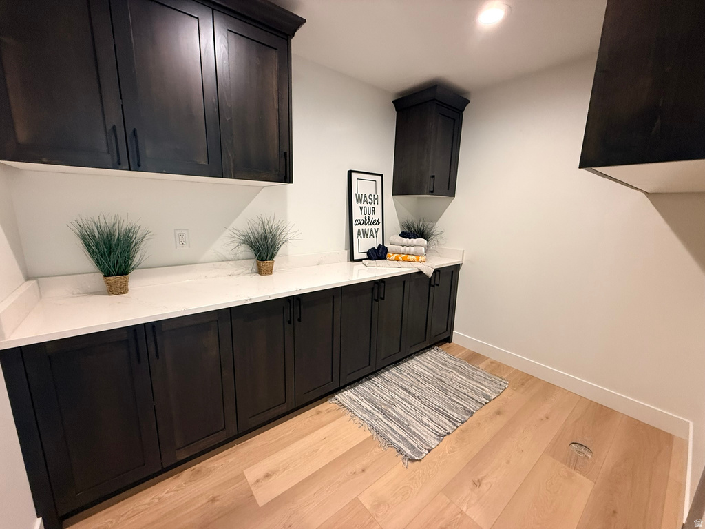 2405 W 3200 N Farr West, UT 84404