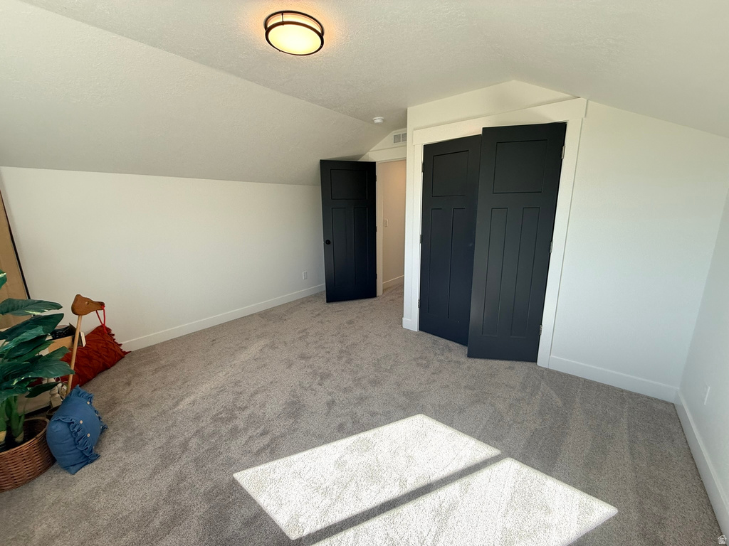 2405 W 3200 N Farr West, UT 84404